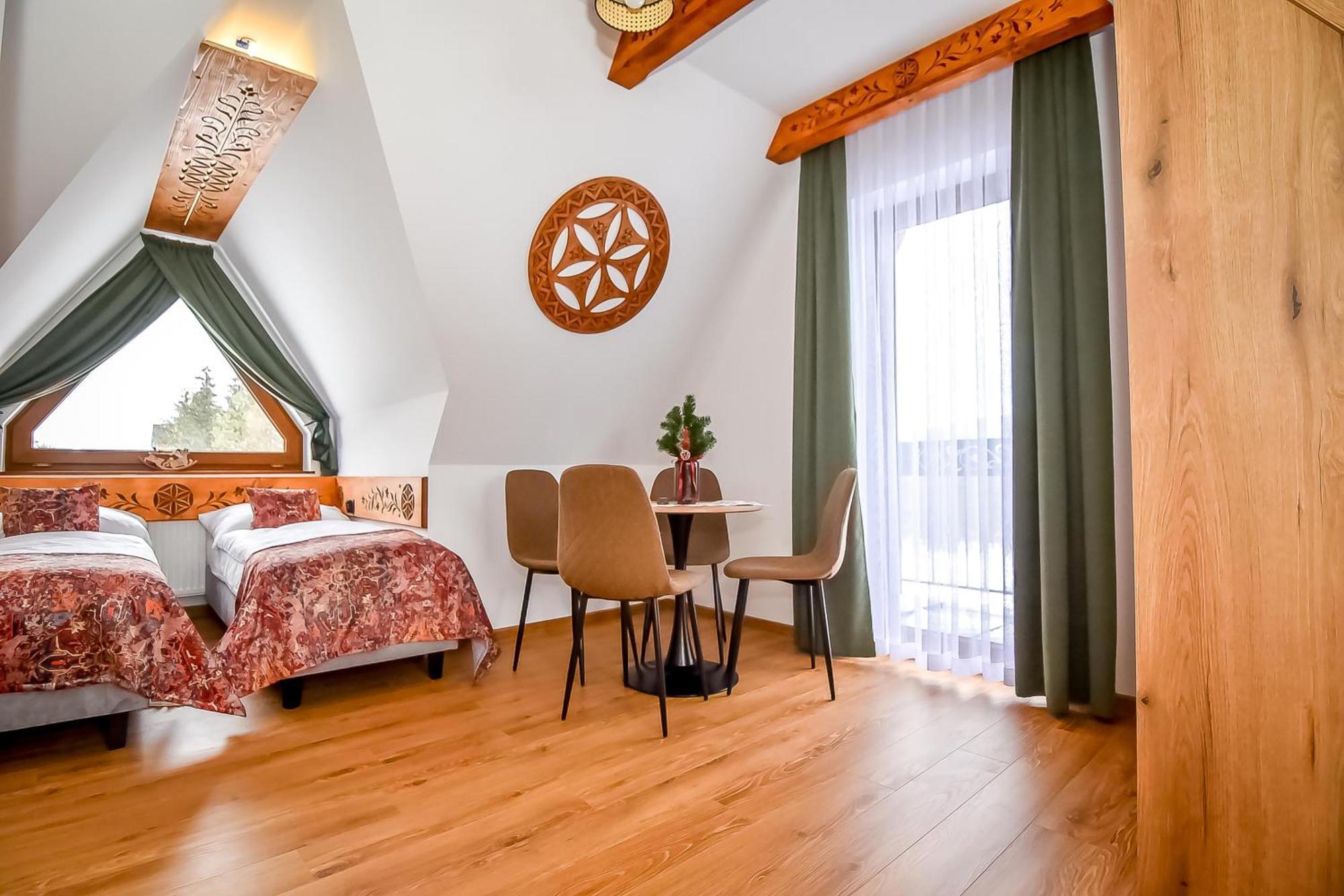 Cicha Woda 300 M Od Goracy Potok I Termy Szaflary Esterno foto