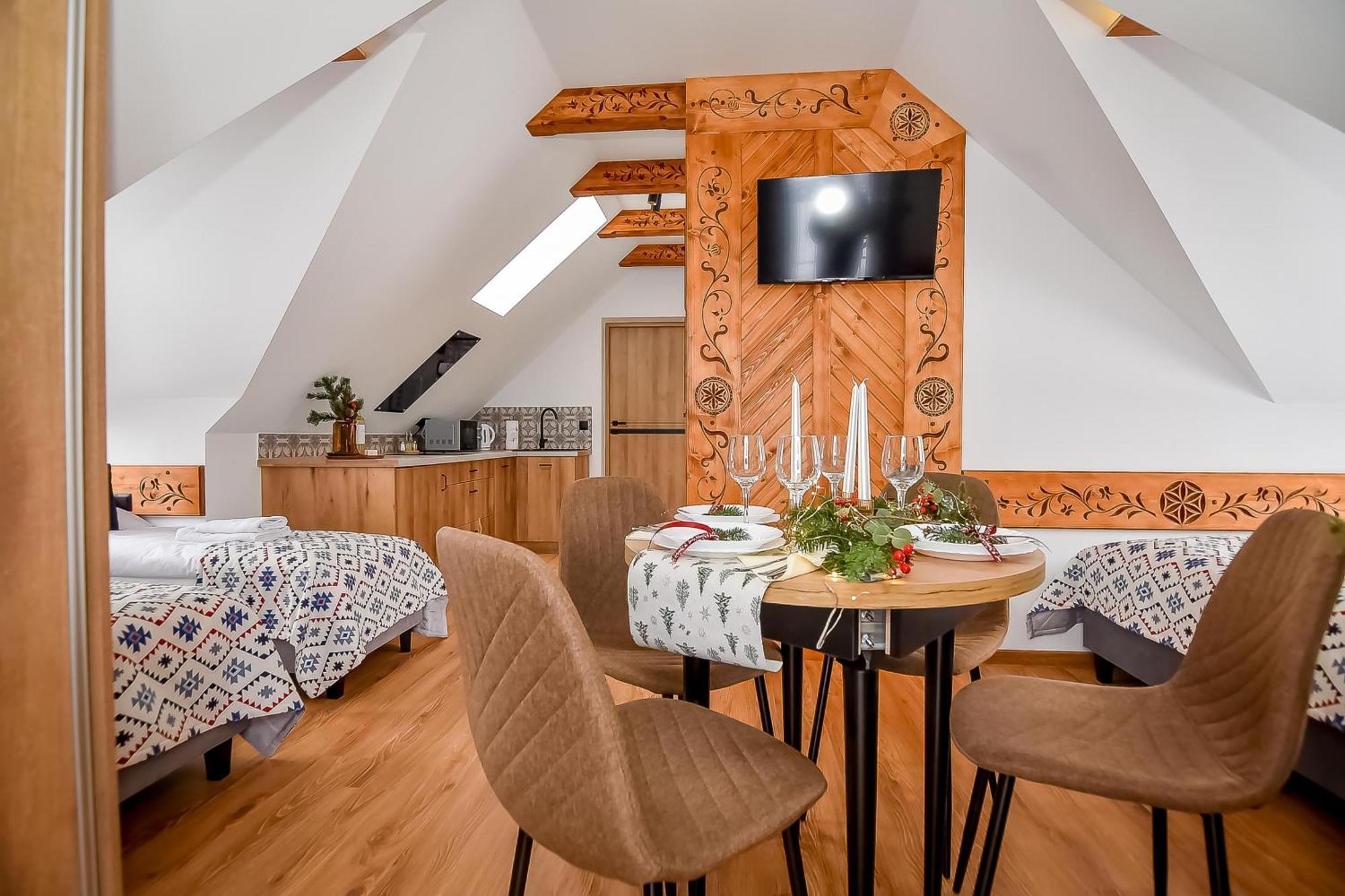 Cicha Woda 300 M Od Goracy Potok I Termy Szaflary Esterno foto